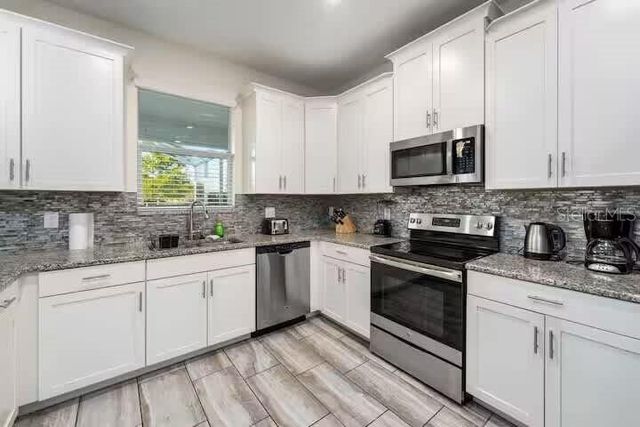 9045 HAZARD STREET, Davenport, FL 33896