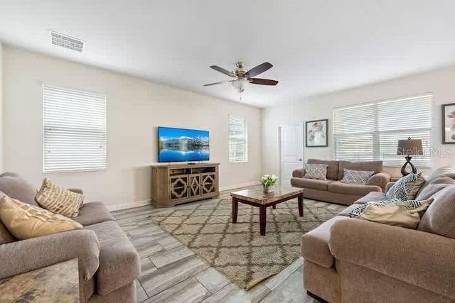 9045 HAZARD STREET, Davenport, FL 33896