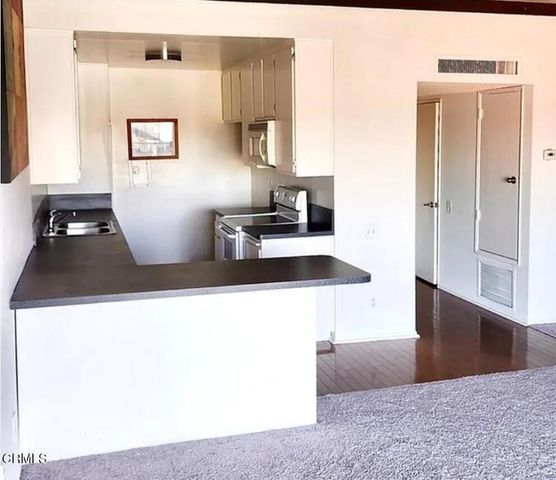 5460 White Oak Avenue C339, Los Angeles, CA 91316