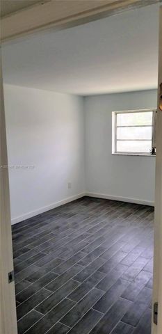 15205 NE 6th Avenue D204, Miami, FL 33162