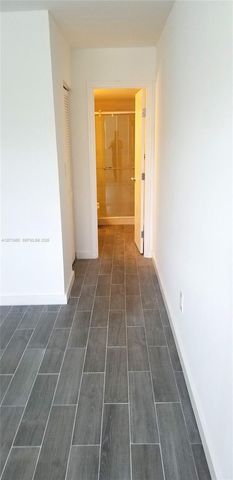 15205 NE 6th Avenue D204, Miami, FL 33162