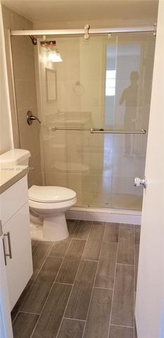 15205 NE 6th Avenue D204, Miami, FL 33162