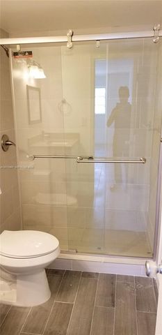 15205 NE 6th Avenue D204, Miami, FL 33162