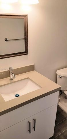 15205 NE 6th Avenue D204, Miami, FL 33162