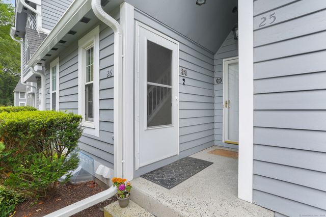 26 Hawley Glen 26, Stratford, CT 06614