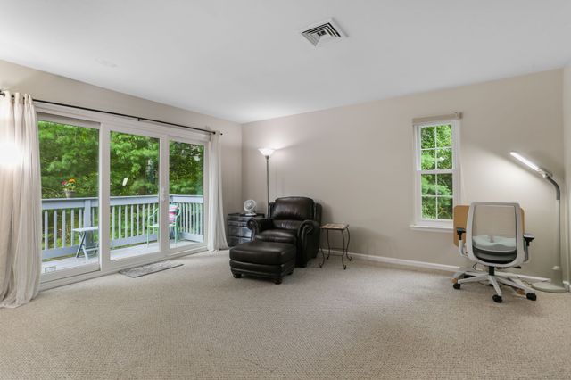 26 Hawley Glen 26, Stratford, CT 06614