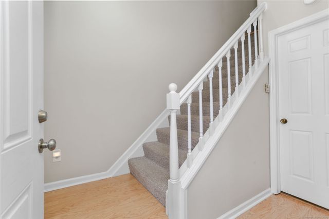 26 Hawley Glen 26, Stratford, CT 06614