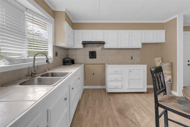 310 County Road 3280, Cleveland, TX 77327