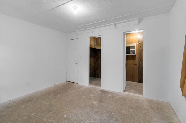 310 County Road 3280, Cleveland, TX 77327
