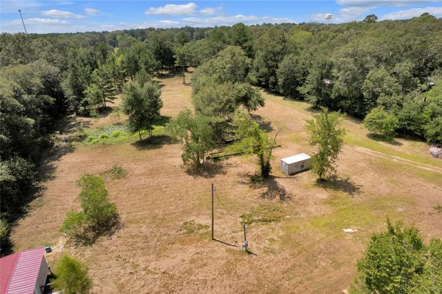 310 County Road 3280, Cleveland, TX 77327