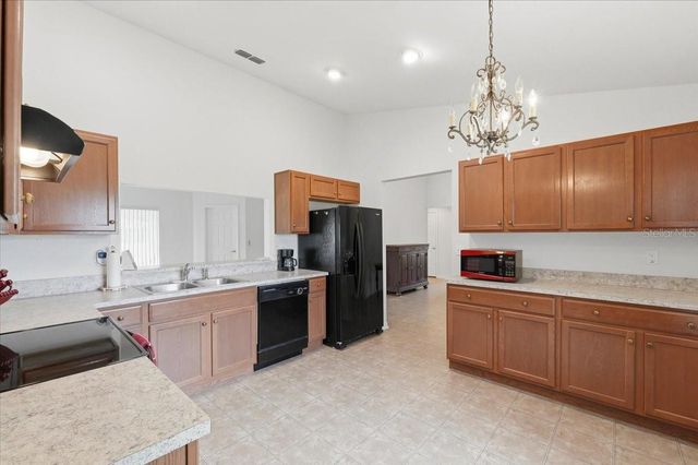 2940 BLACKWATER CREEK DRIVE, Lakeland, FL 33810