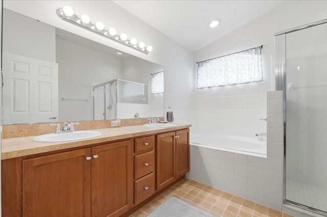 2940 BLACKWATER CREEK DRIVE, Lakeland, FL 33810