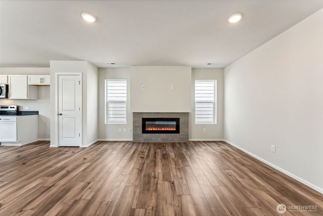 9840 Ferns Loop SE, Yelm, WA 98597