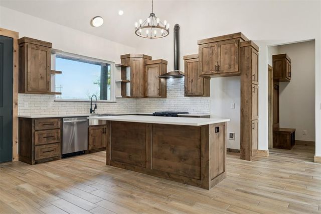 9381 Tallpines Road, Noble, OK 73068