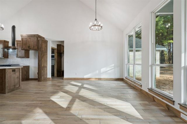 9381 Tallpines Road, Noble, OK 73068