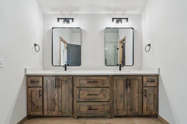 9381 Tallpines Road, Noble, OK 73068