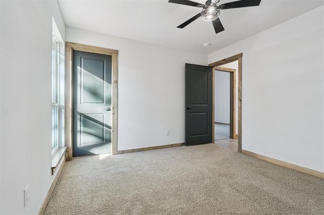 9381 Tallpines Road, Noble, OK 73068