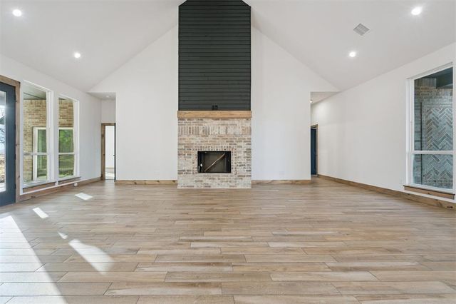 9381 Tallpines Road, Noble, OK 73068