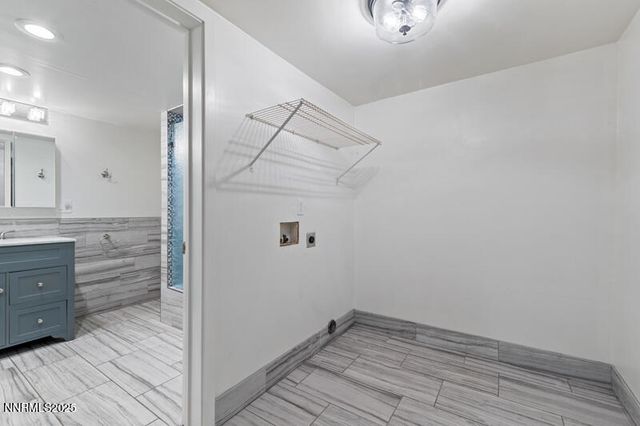 850 W 11th Street, Reno, NV 89503