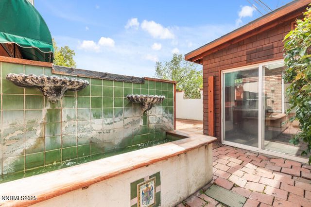 850 W 11th Street, Reno, NV 89503