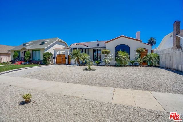 2022 W 77th Street, Los Angeles, CA 90047