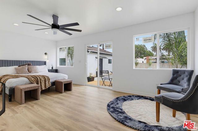 2022 W 77th Street, Los Angeles, CA 90047