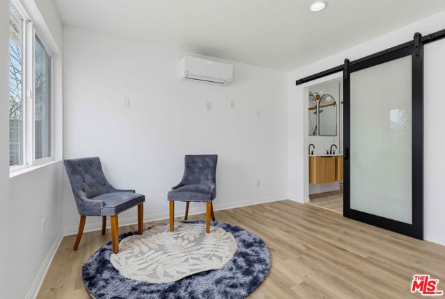 2022 W 77th Street, Los Angeles, CA 90047