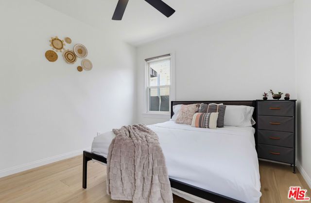 2022 W 77th Street, Los Angeles, CA 90047