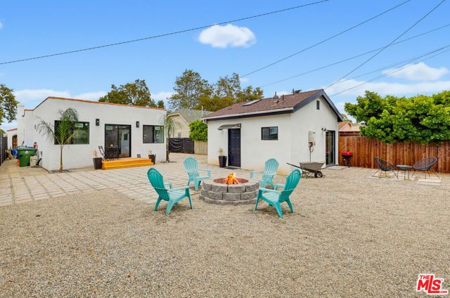 2022 W 77th Street, Los Angeles, CA 90047