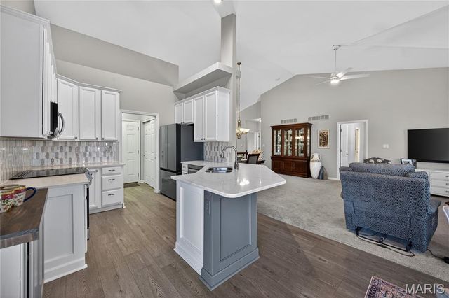 304 Gullane Drive, St Charles, MO 63301