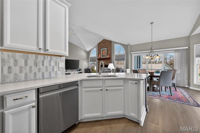 304 Gullane Drive, St Charles, MO 63301