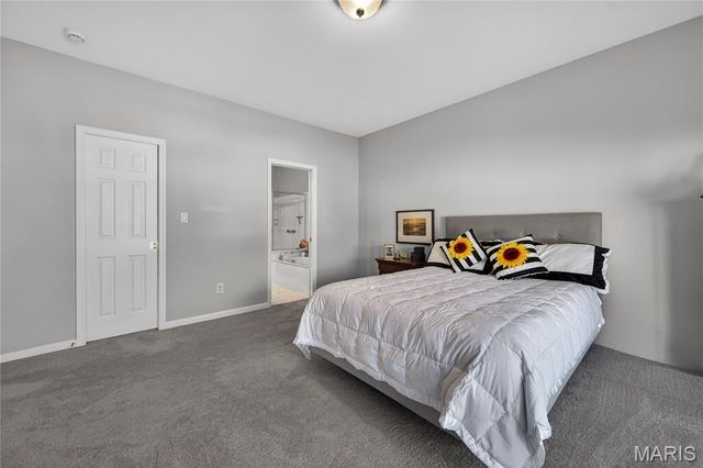 304 Gullane Drive, St Charles, MO 63301