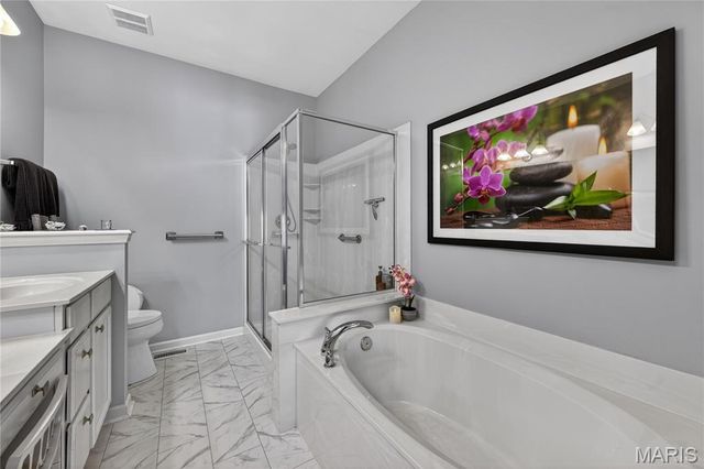 304 Gullane Drive, St Charles, MO 63301