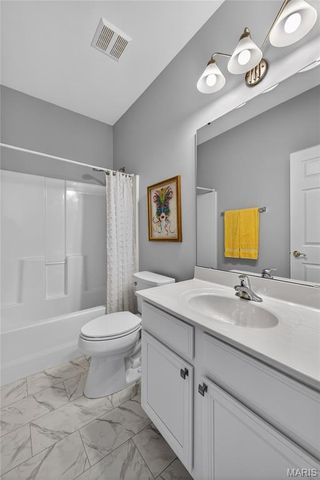 304 Gullane Drive, St Charles, MO 63301