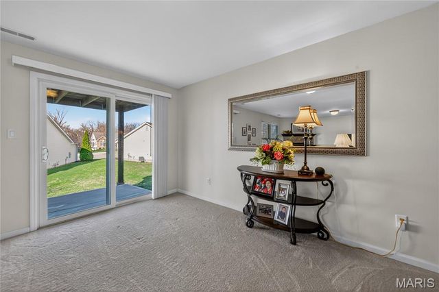 304 Gullane Drive, St Charles, MO 63301