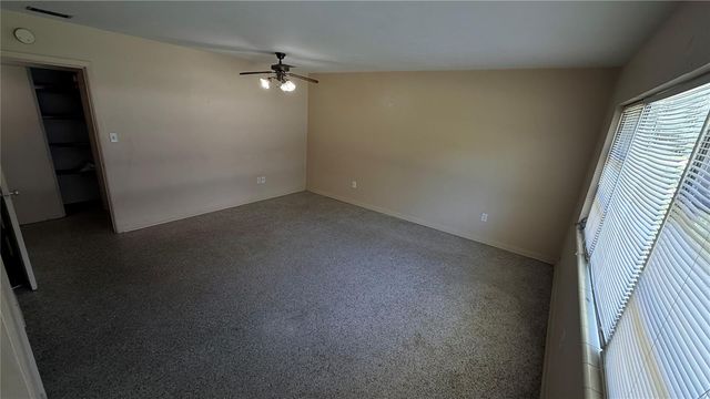 930 NE 6TH AVENUE, Gainesville, FL 32601