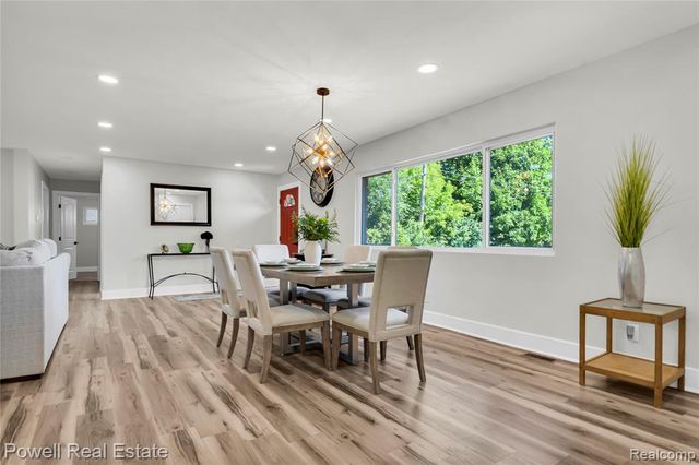 24139 Philip Drive, Southfield, MI 48075