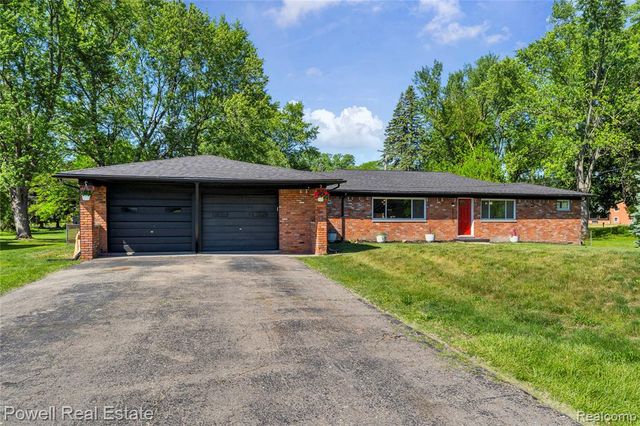 24139 Philip Drive, Southfield, MI 48075