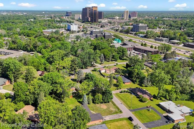 24139 Philip Drive, Southfield, MI 48075
