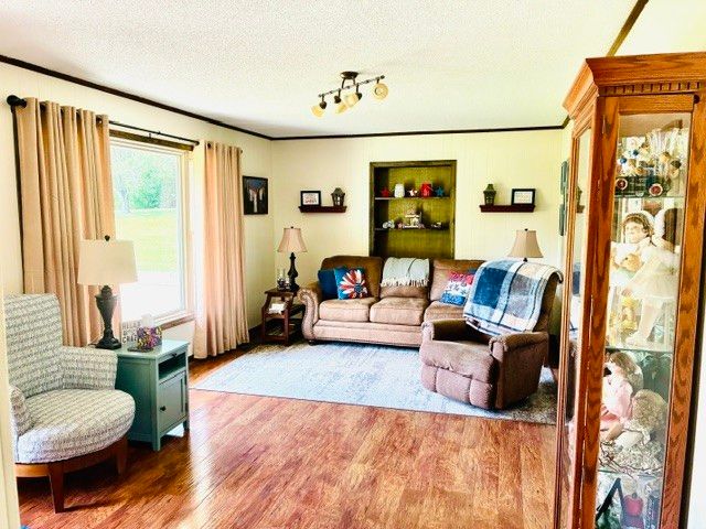 278 Jacqueline Cir, Camden, TN 38320