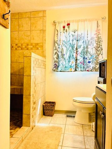 278 Jacqueline Cir, Camden, TN 38320