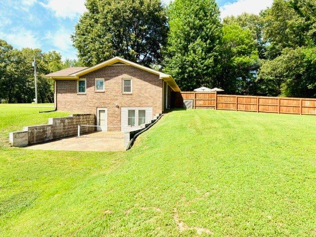 278 Jacqueline Cir, Camden, TN 38320