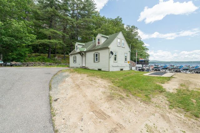 15 Cooper Street, Sunapee, NH 03782