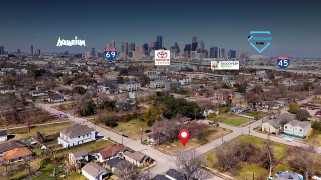 2712, 2714 & 2716 Nettleton Street, Houston, TX 77004