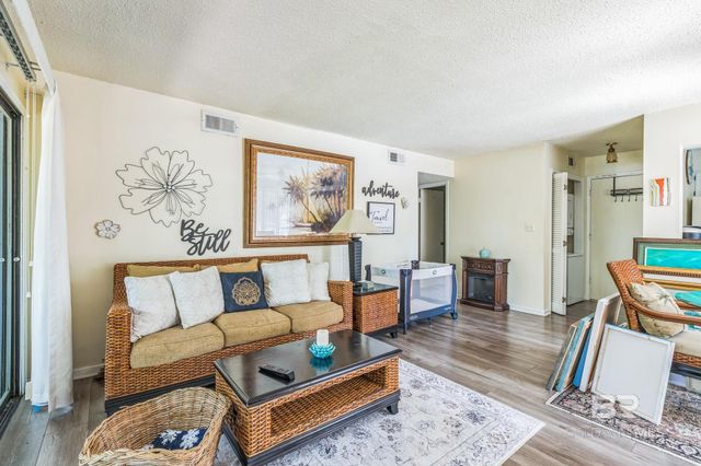 104 Golf Terrace 1B104, Daphne, AL 36526