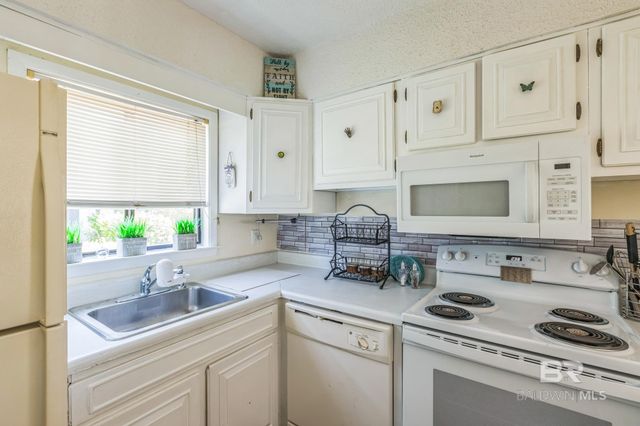 104 Golf Terrace 1B104, Daphne, AL 36526