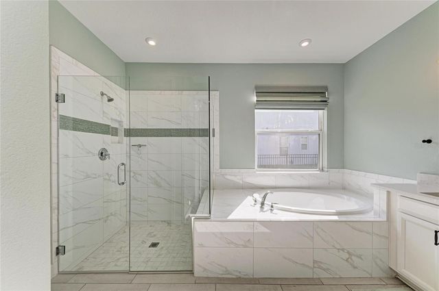 6029 MAIDENSTONE WAY, Palmetto, FL 34221