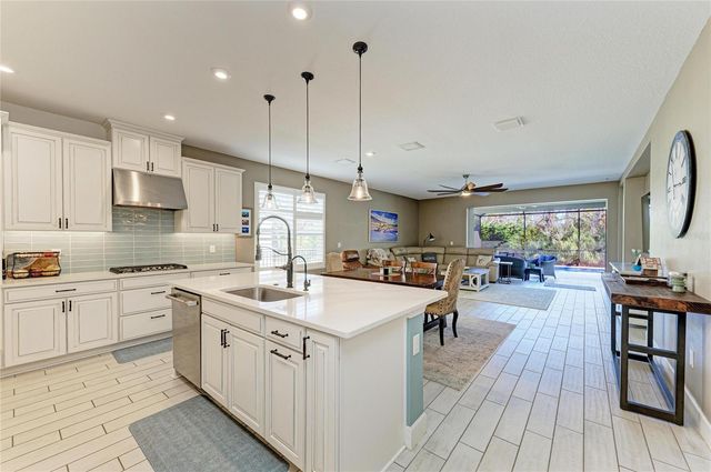 6029 MAIDENSTONE WAY, Palmetto, FL 34221