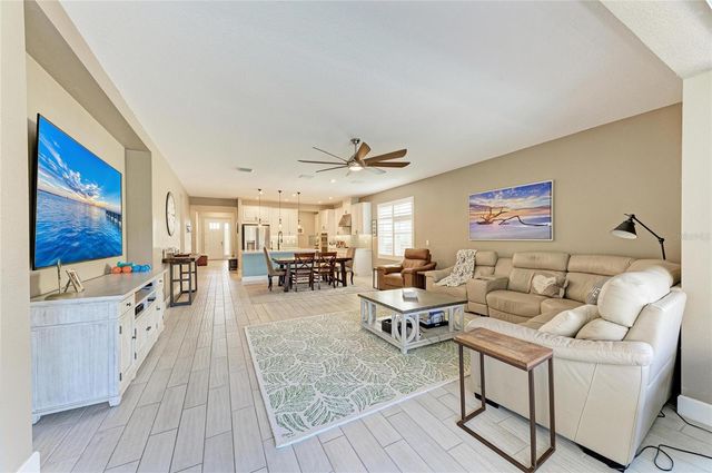 6029 MAIDENSTONE WAY, Palmetto, FL 34221