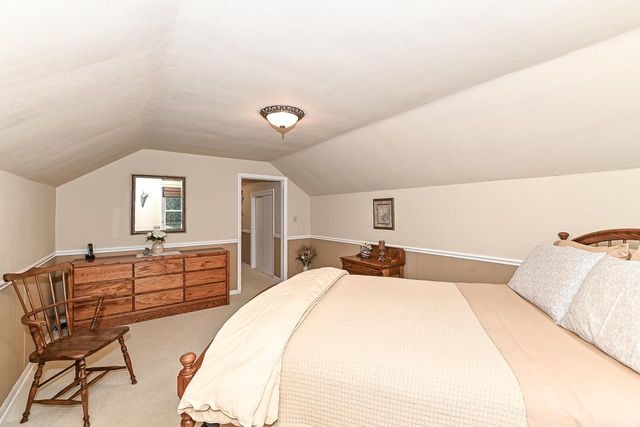 4465 Pilgrim ROAD, Brookfield, WI 53005